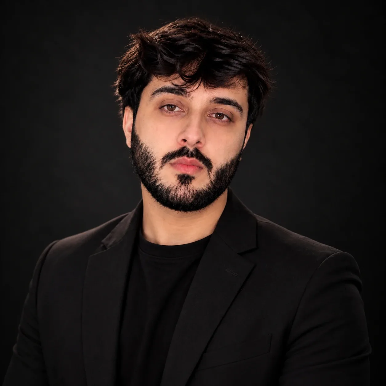 Portrait of Hamza Munawar